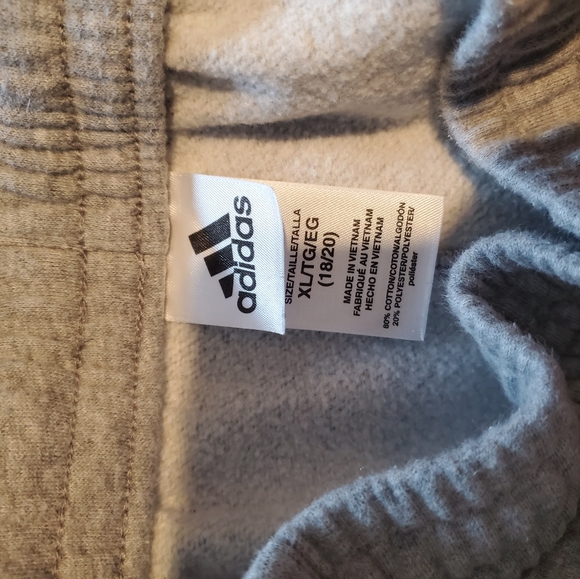 ADIDAS Sweats - Picture 2 of 2